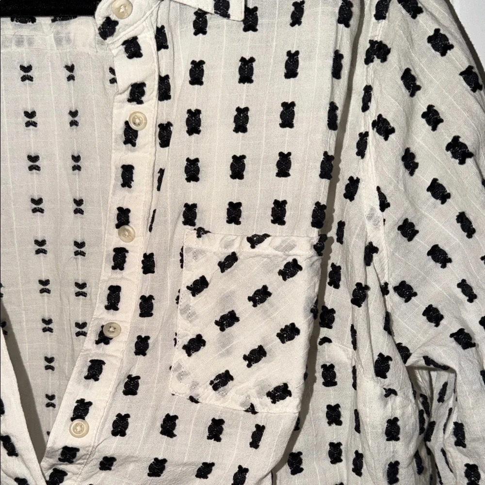 Merona Women's Black and White Grid Button Down Shirt - Picture 2 of 4